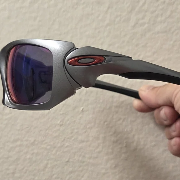 Oakley Scalpel Sport Sunglasses with Mirrored Red-Blue Lenses - Picture 6 of 6